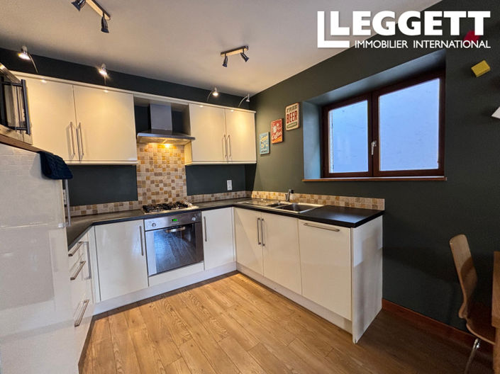 Image No.3-3 Bed House for sale