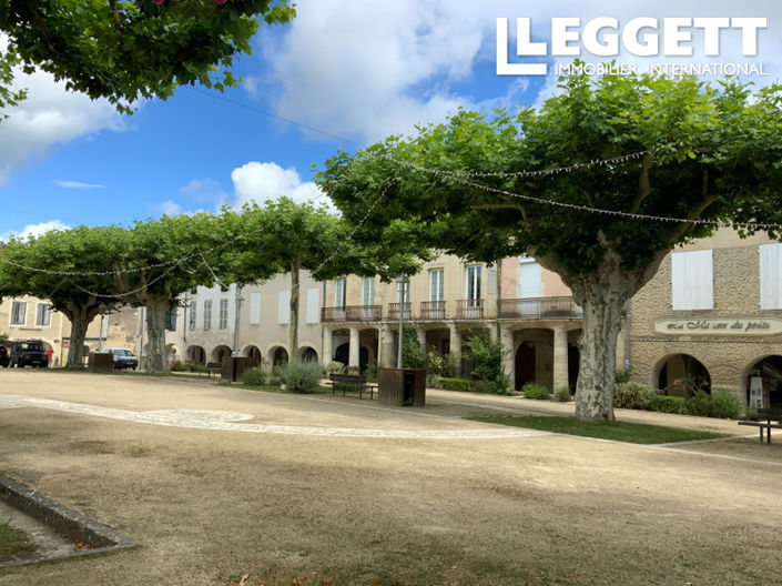 Image No.4-8 Bed House for sale