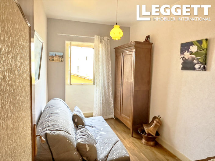 Image No.8-4 Bed House for sale