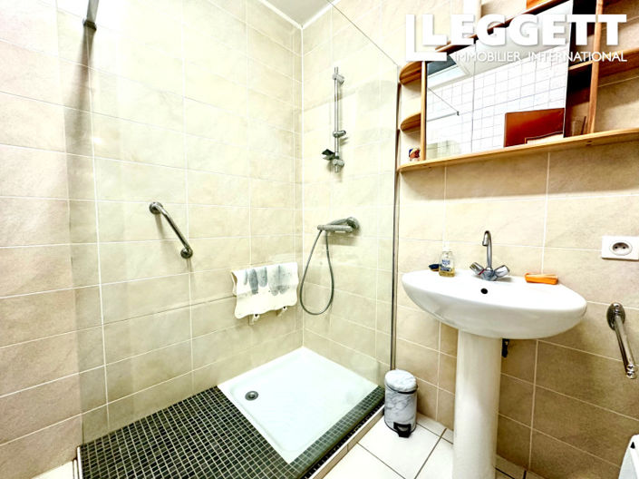 Image No.9-4 Bed House for sale