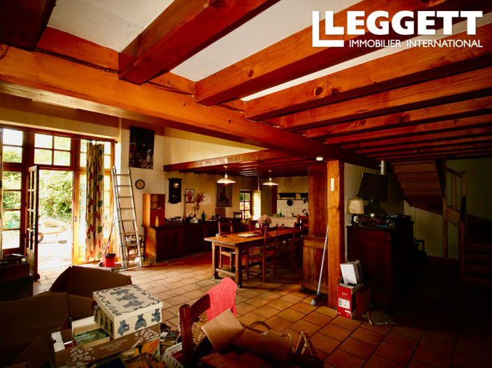 Image No.3-5 Bed House for sale