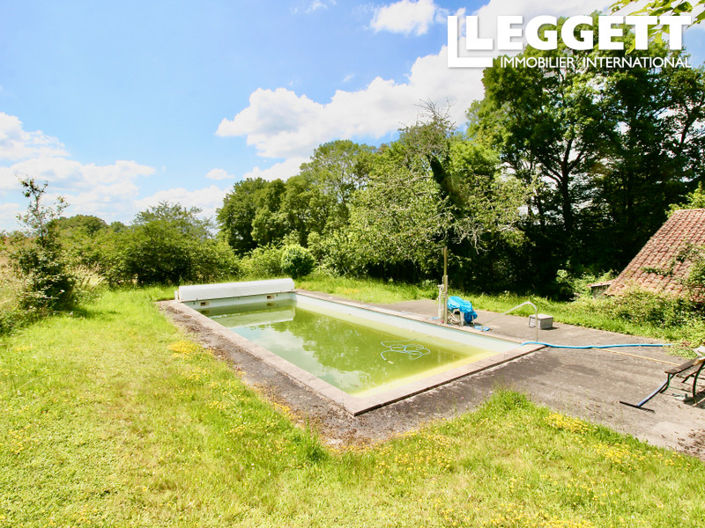 Image No.6-5 Bed House for sale