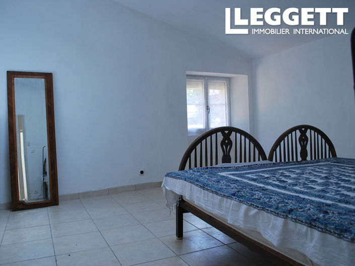 Image No.7-4 Bed House for sale