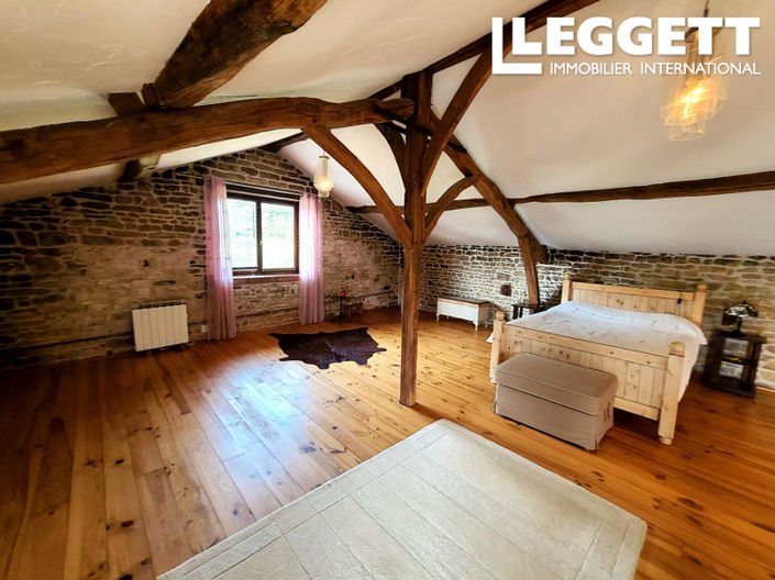 Image No.7-4 Bed House for sale