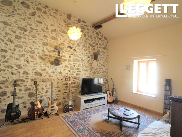 Image No.2-2 Bed House for sale