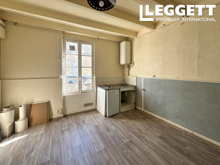 Image No.10-3 Bed House for sale