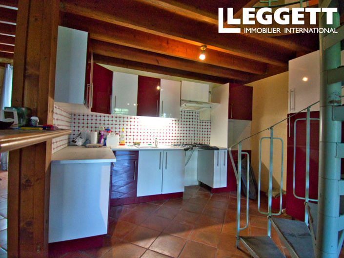 Image No.8-3 Bed House for sale