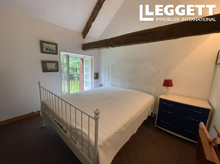 Image No.5-6 Bed House for sale