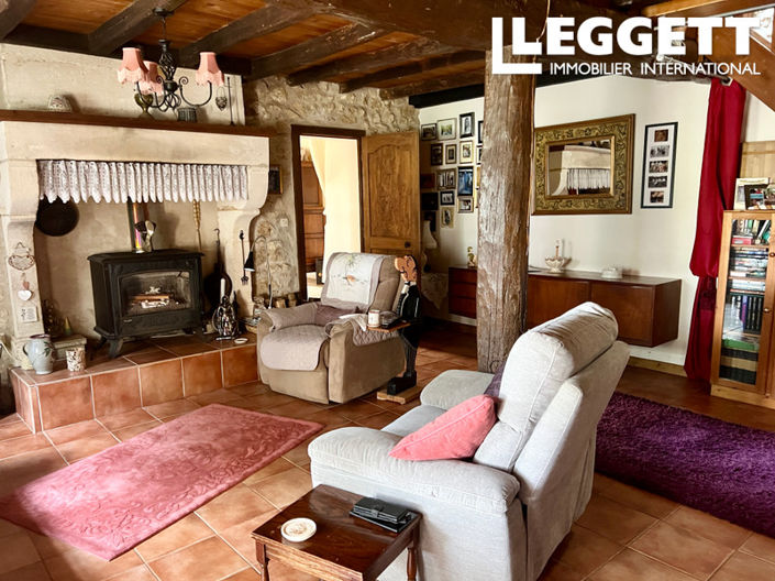 Image No.2-3 Bed House for sale