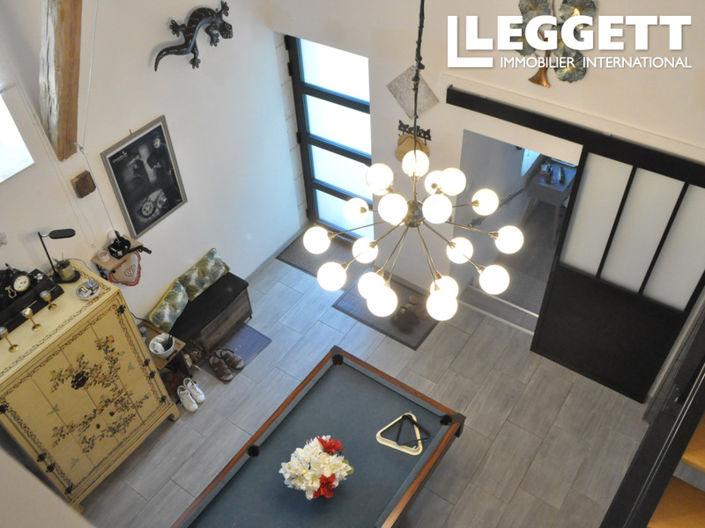 Image No.3-8 Bed House for sale