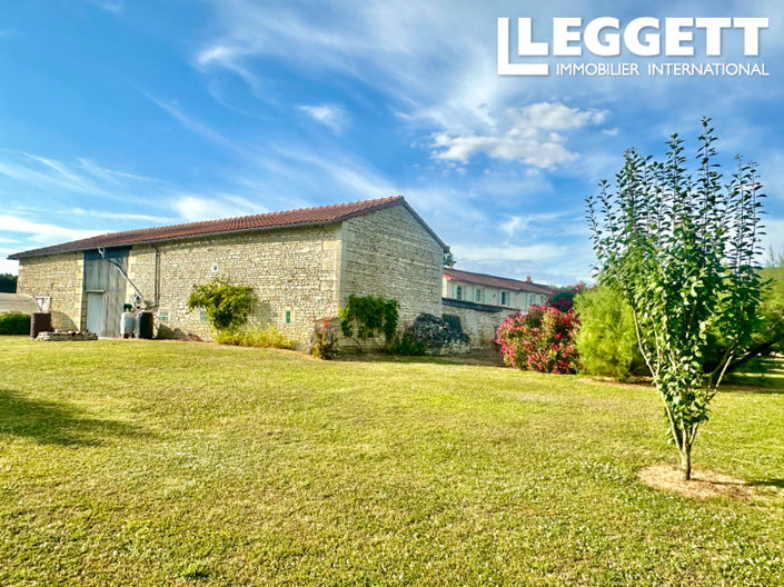 Image No.2-4 Bed House for sale