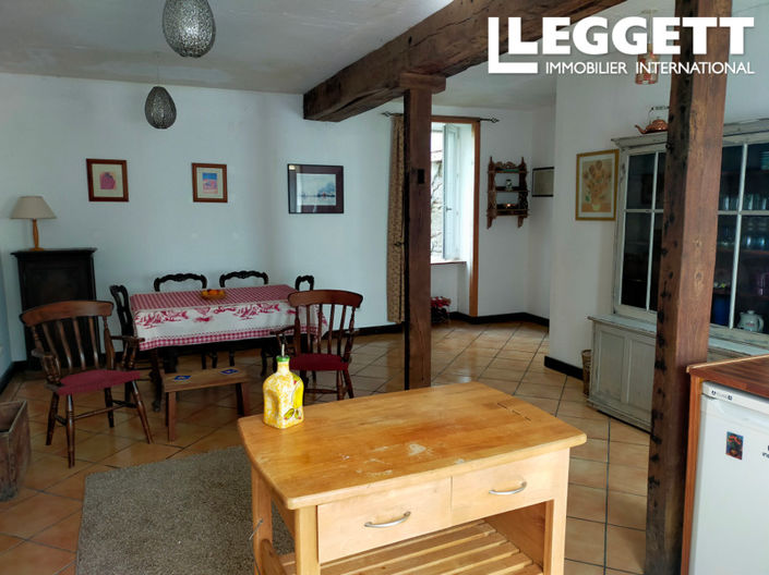 Image No.6-4 Bed House for sale