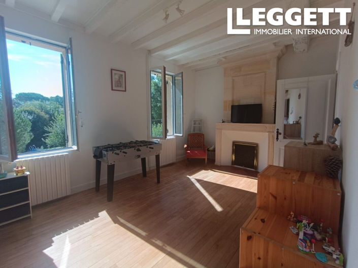 Image No.8-3 Bed House for sale