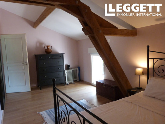 Image No.9-4 Bed House for sale