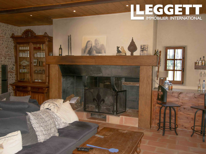 Image No.3-11 Bed Chateaux for sale