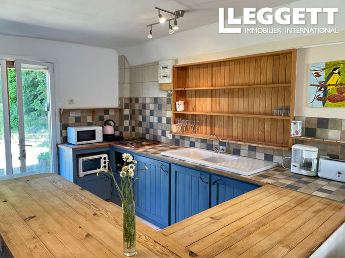 Image No.8-9 Bed House for sale