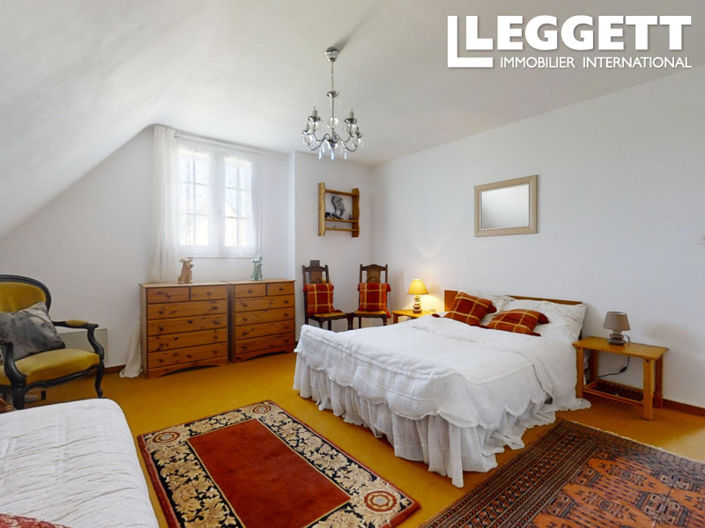 Image No.4-7 Bed House for sale