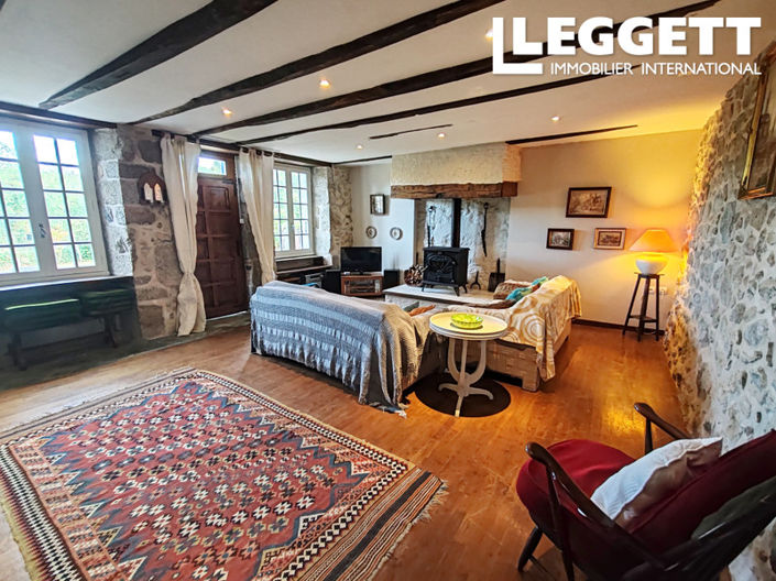 Image No.3-3 Bed House for sale