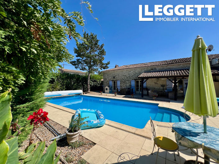 Image No.10-3 Bed House for sale