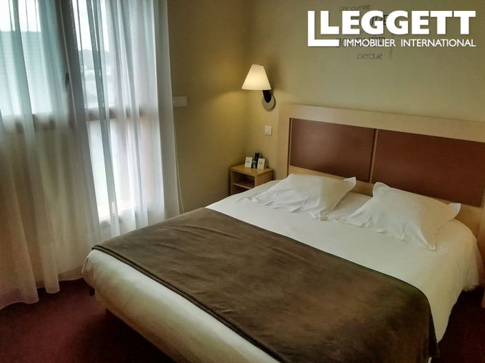 Image No.6-24 Bed Commercial for sale