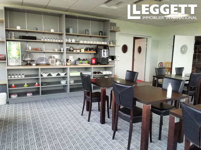 Image No.9-24 Bed Commercial for sale