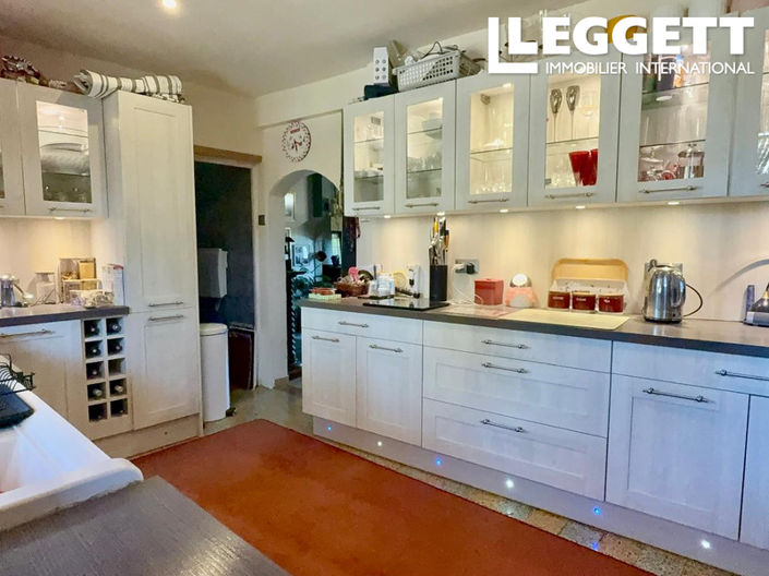 Image No.5-4 Bed House for sale