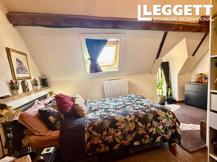 Image No.6-4 Bed House for sale