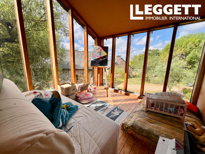 Image No.2-6 Bed House for sale