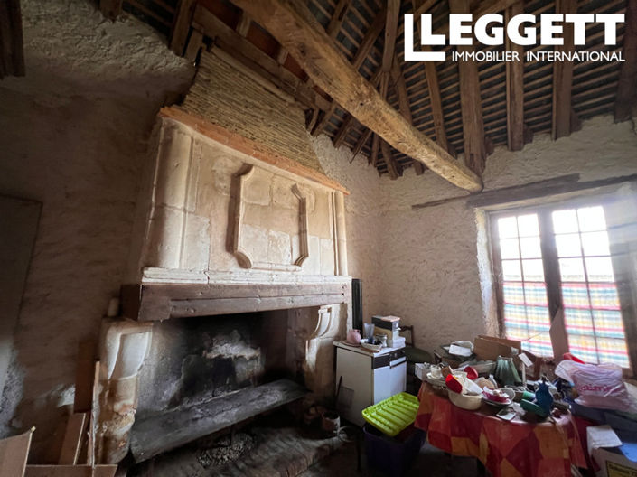 Image No.9-6 Bed House for sale