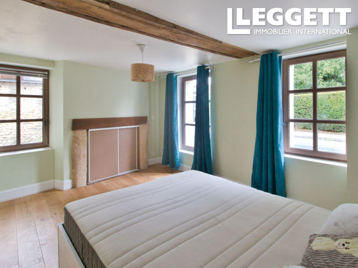 Image No.5-2 Bed House for sale