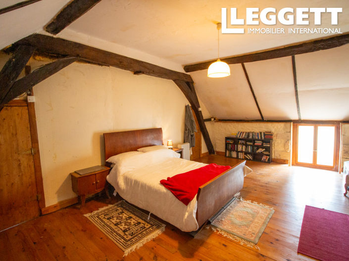 Image No.9-3 Bed House for sale