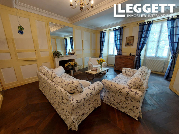 Image No.7-6 Bed House for sale