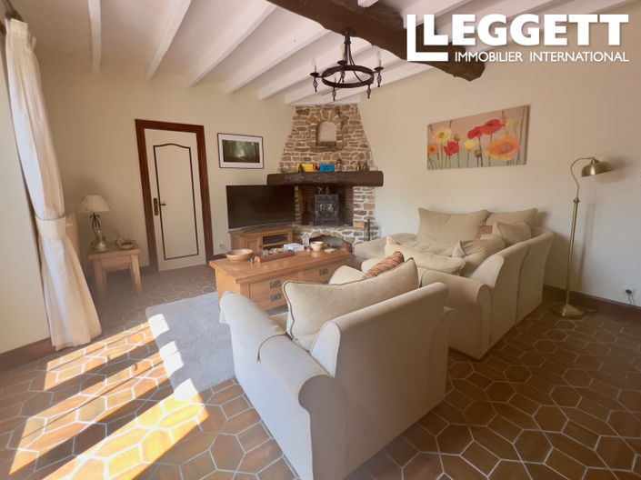 Image No.3-3 Bed House for sale