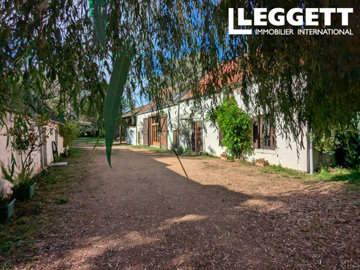 1 - Feusines, House