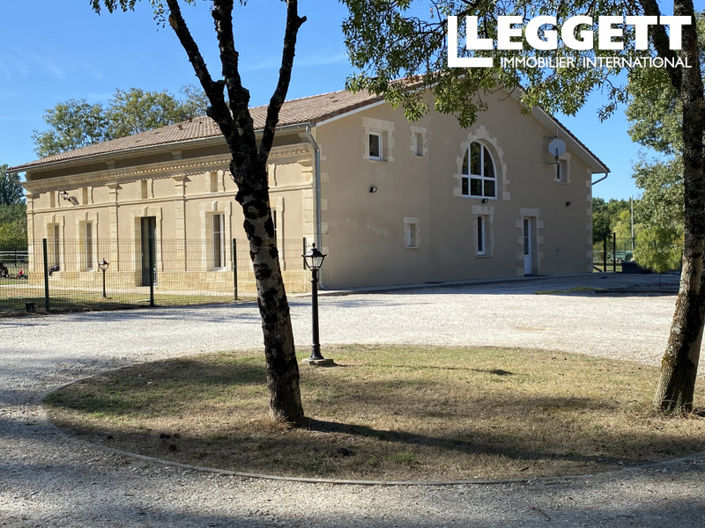 Image No.2-6 Bed House for sale