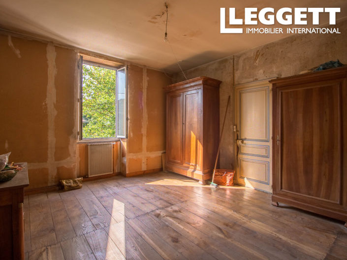 Image No.9-5 Bed House for sale