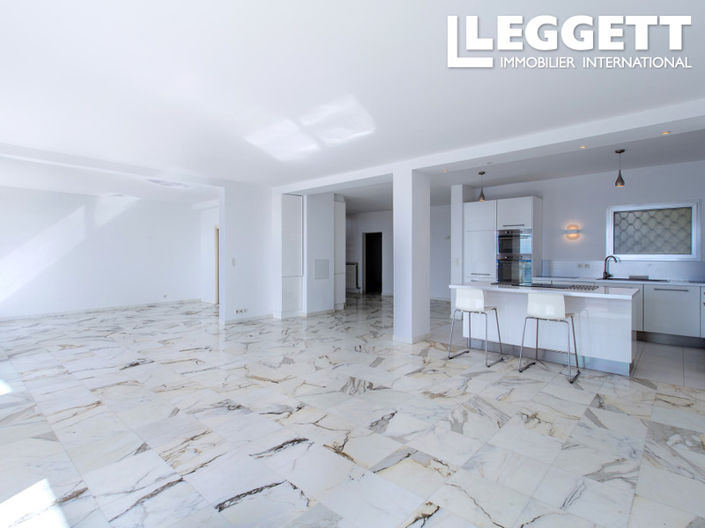 Image No.4-3 Bed Apartment for sale