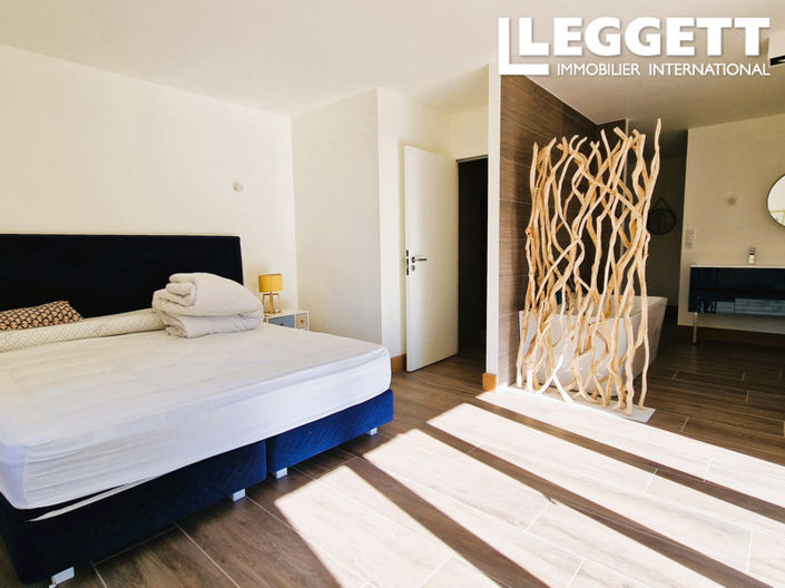 Image No.10-Châteaux de 5 chambres à vendre à Saint-Magne