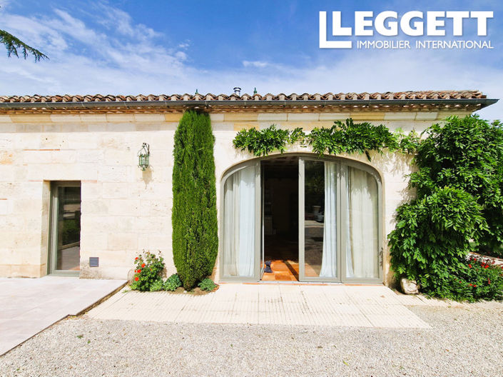 Image No.10-Châteaux de 5 chambres à vendre à Saint-Magne