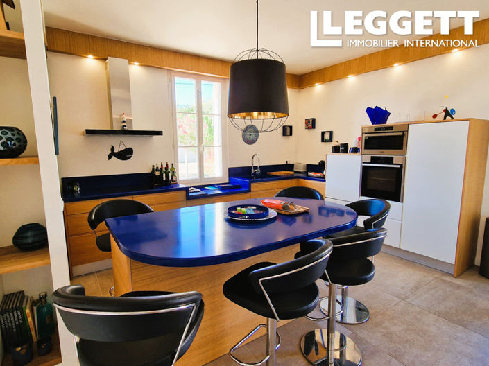 Image No.5-Châteaux de 5 chambres à vendre à Saint-Magne