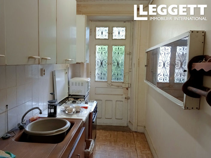 Image No.9-5 Bed House for sale