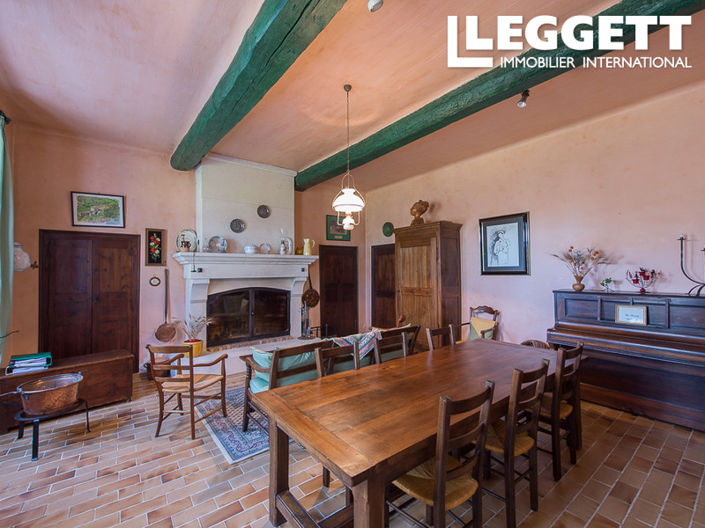 Image No.6-15 Bed House for sale