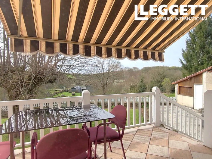 Image No.1-3 Bed House for sale
