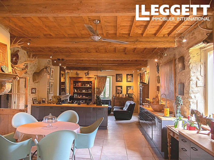 Image No.3-Maison de 17 chambres à vendre à La Roque-sur-Cèze