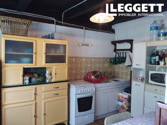 Image No.5-2 Bed House for sale