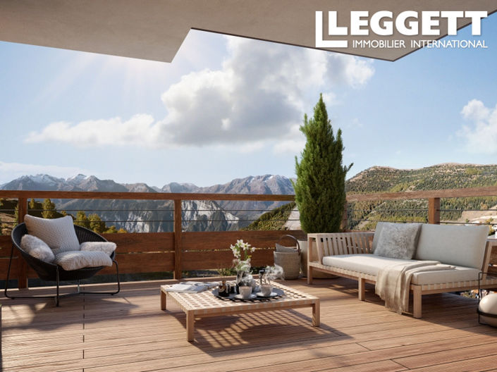 Image No.1-4 Bed Apartment for sale