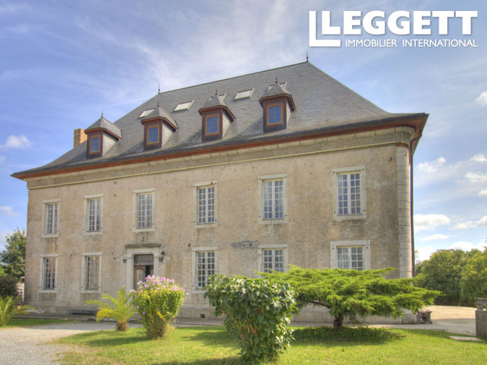 Image No.9-30 Bed Chateaux for sale