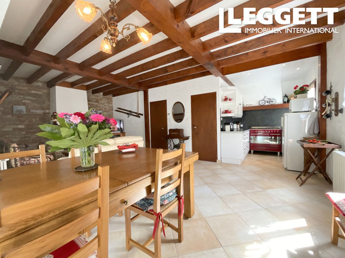 Image No.3-4 Bed House for sale