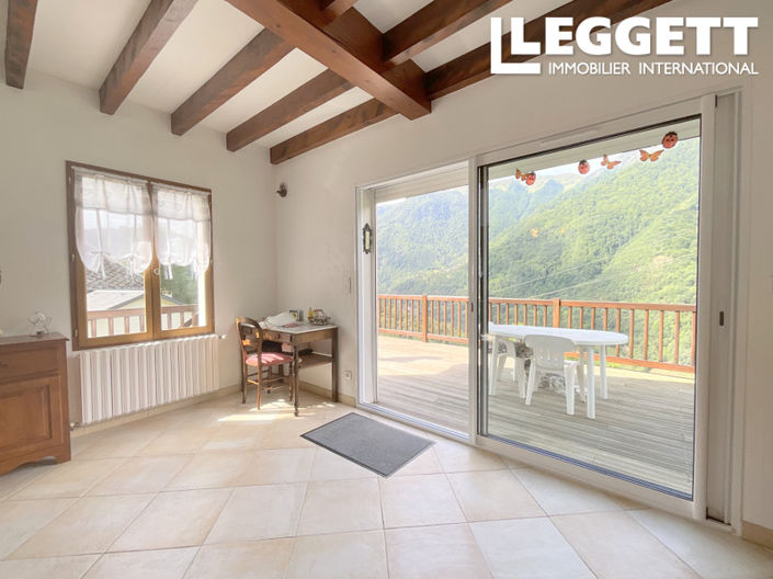 Image No.4-4 Bed House for sale