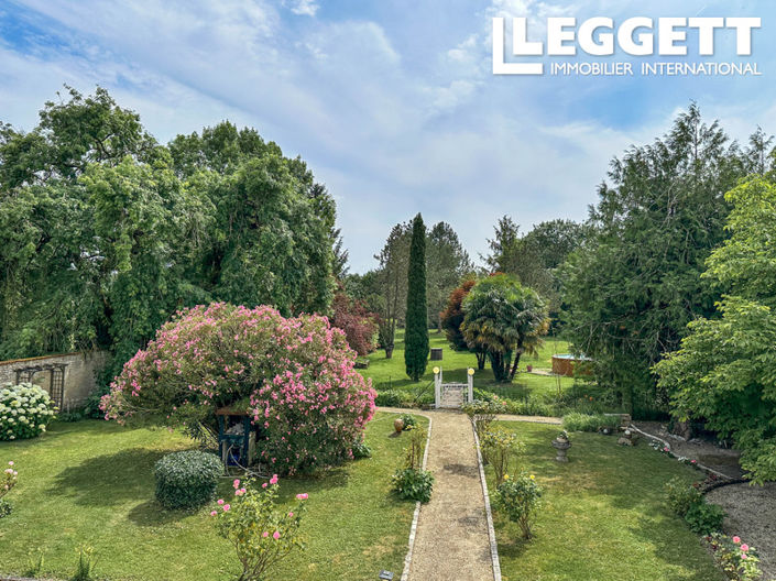 Image No.2-5 Bed House for sale